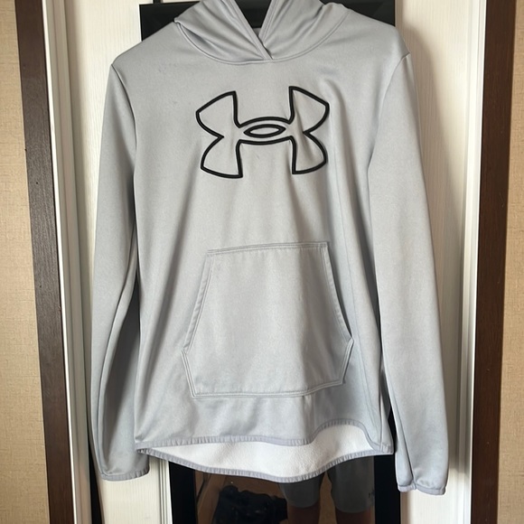 Under Armour Tops - HOST PICK —NWOT Under Armour Fleece® great fitting warm lightweight - great look